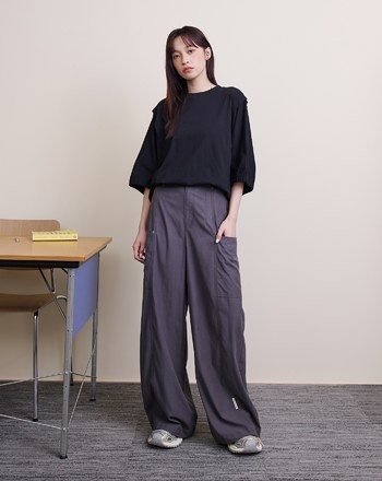 ➤涼感天絲褲腳抽繩口袋造型寬褲(兩色)