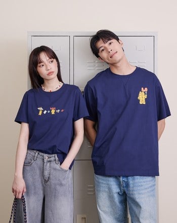 ➤gozox小虎❤️L-O-V-E塗鴉告白戀語T恤(兩色)