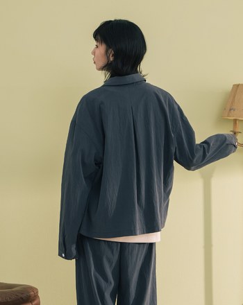 涼感天絲配色口袋造型壓線襯衫(兩色)