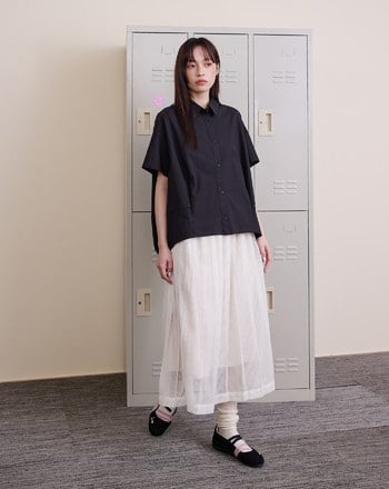 ➤配色繡花廓型短袖襯衫(兩色)