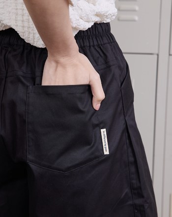 造型反折大口袋五分褲(兩色)