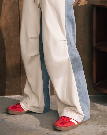 A｜異材質拼接立體打褶抽繩牛仔寬褲(兩色)