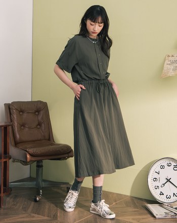 半開襟抽繩收腰短袖洋裝(兩色)