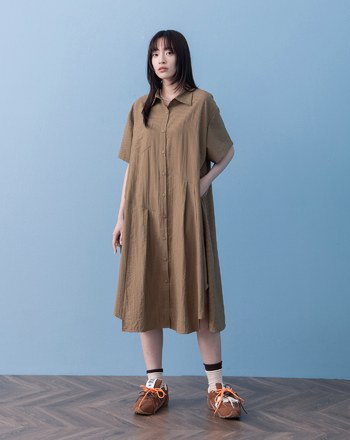 ➤條紋不對稱打褶下擺襯衫洋裝(兩色)