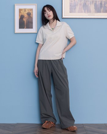 石像表情圖澎袖polo領涼感上衣(兩色)