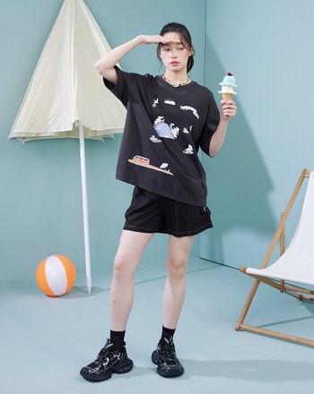 ➤海邊風景抓褶擴型涼感T恤(兩色)