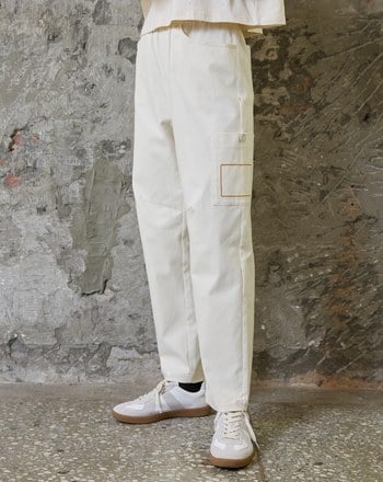 裝飾配色線單邊口袋彈力男友褲(兩色)