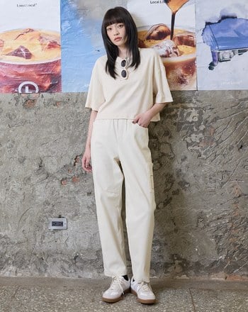 裝飾配色線單邊口袋彈力男友褲(兩色)