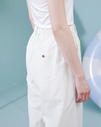 微皺感修身縮口直筒褲(米色)