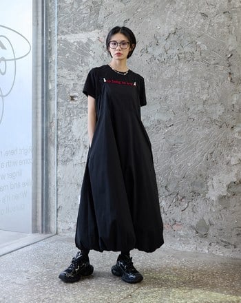 蛋糕裝飾花苞造型吊帶洋裝(兩色)