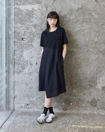 天絲異材質拼接造型洋裝(黑色)