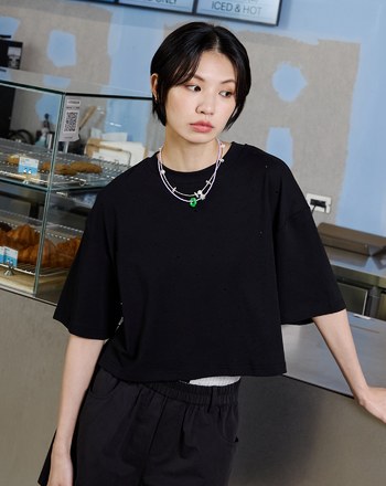 質感燙鑽落肩短版T恤(兩色)