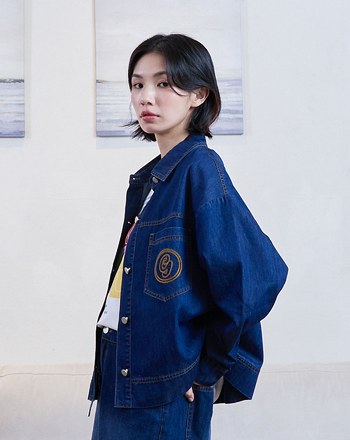 g字繡花落肩彈力牛仔襯衫(兩色)