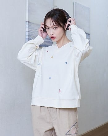 小房子細坑條V領拉克蘭袖大學T(兩色)