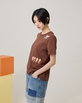 電玩小人過馬路斜下擺純棉T恤(三色)