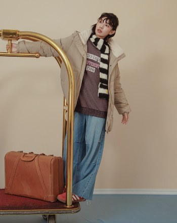 ➤顯瘦壓線擋風立領連帽長版羽絨外套(兩色)