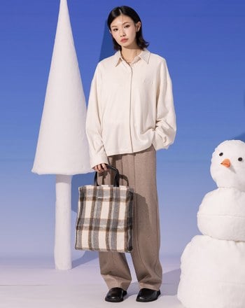 刺繡仿羊絨剪接長袖襯衫(兩色)