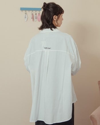 ➤抗皺英文標語繡花純棉長袖襯衫(兩色)