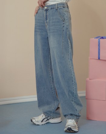 立體刷色顯瘦剪接彎刀牛仔褲