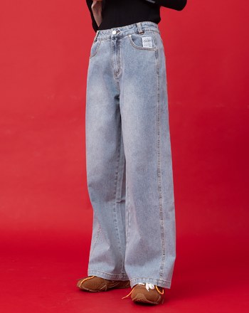 迪士尼系列 萬事通繡花直筒顯瘦牛仔褲(兩色)