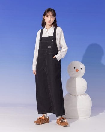 ➤不收邊下擺條絨工裝吊帶裙(兩色)