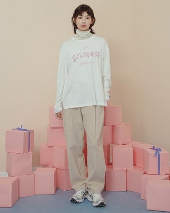 gozopest大飯店印花側開衩長袖T恤(兩色)