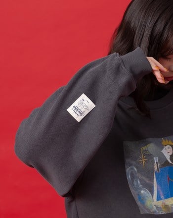 迪士尼系列 壞皇后暗黑魔法立體拋袖大學T