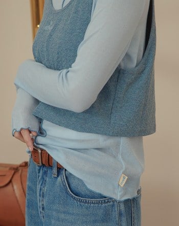 緹花背心木耳邊透膚內搭兩件式上衣(兩色)