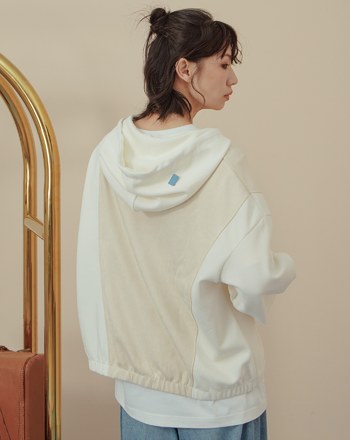 異材質配色拼接V領帽T(兩色)