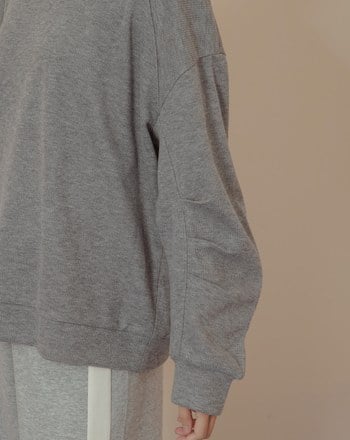 ➤造型打褶袖坑條大學T(兩色)