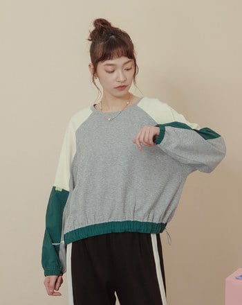 ➤異材質拼接下擺抽繩大學T(兩色)