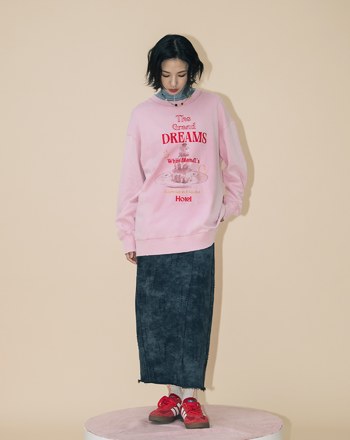 A｜蠟染剪破甜點印花大學T(兩色)