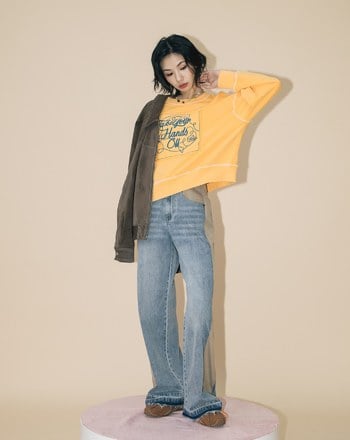 A｜特殊蠟洗爬線造型落肩大學T(兩色)