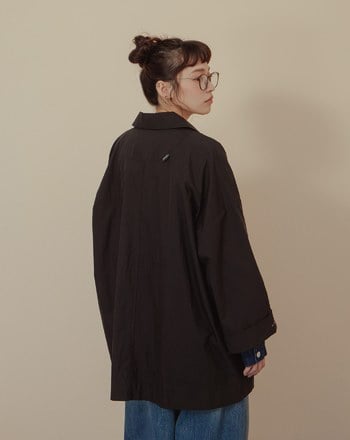 立體造型口袋襯衫領廓型外套(兩色)