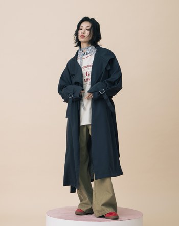 A｜抗皺不對稱立體袖長版風衣外套(兩色)