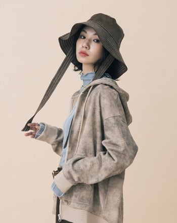 A｜仿麂皮配色壓線寬綁帶漁夫帽(兩色)